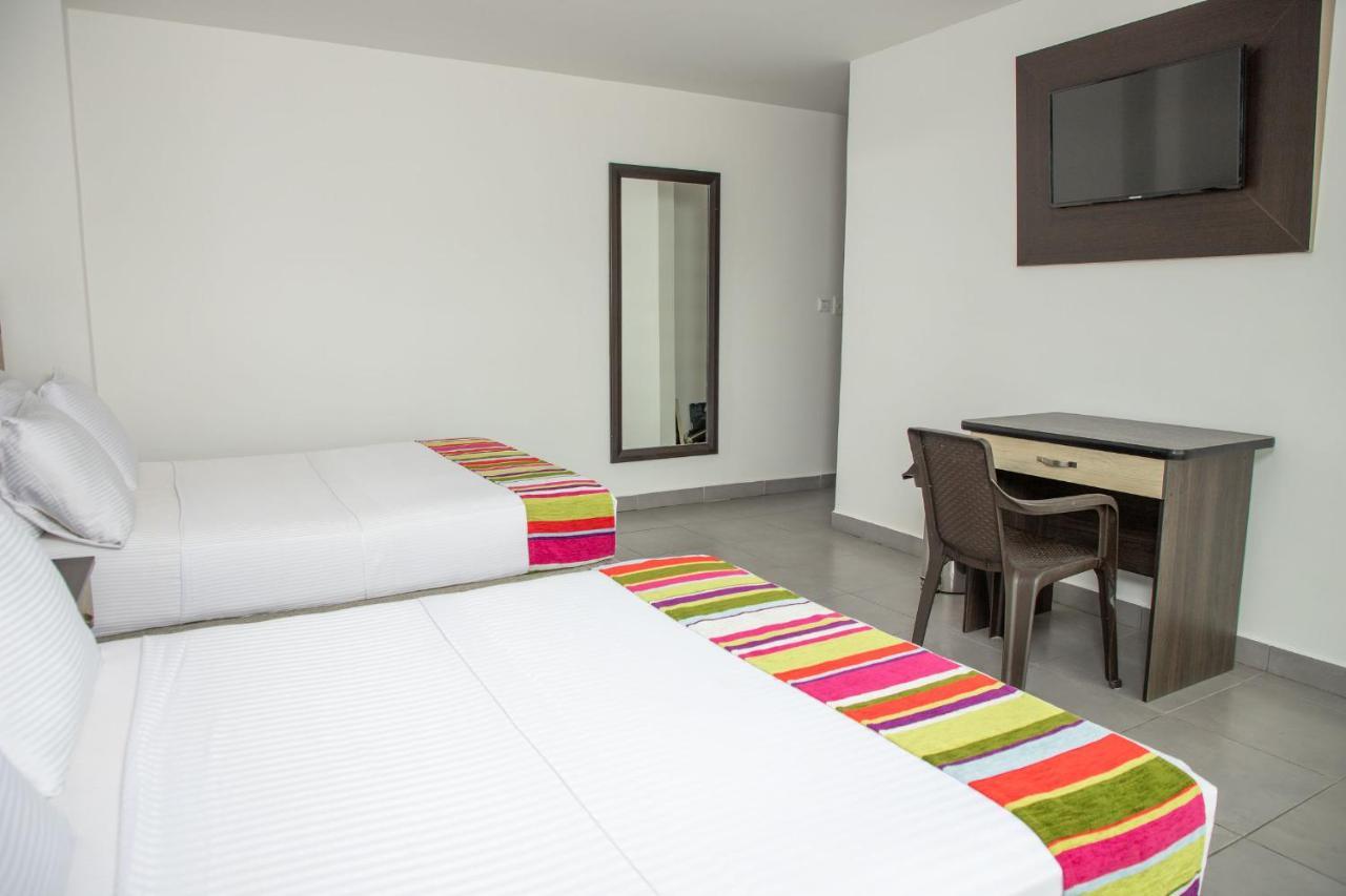 Hotel Anamela Mani Bagian luar foto