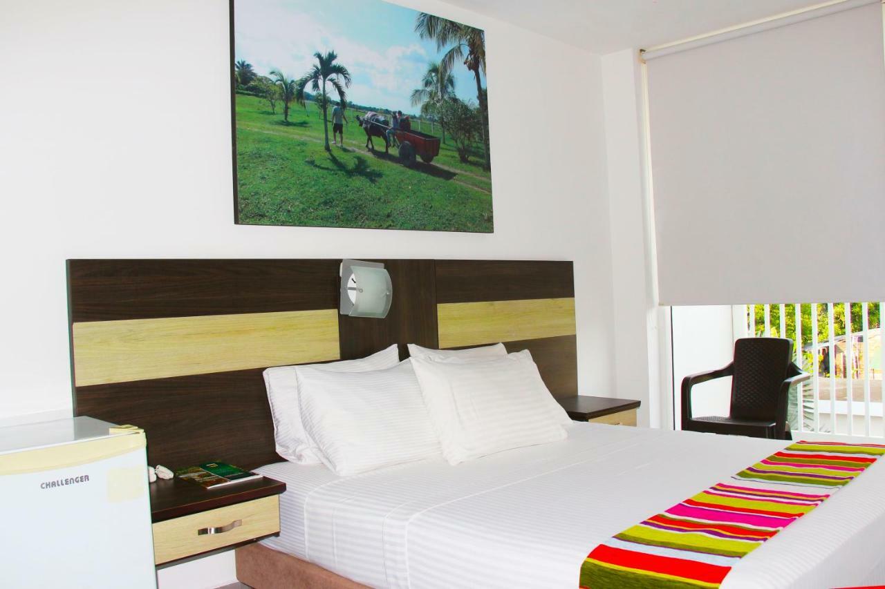 Hotel Anamela Mani Bagian luar foto
